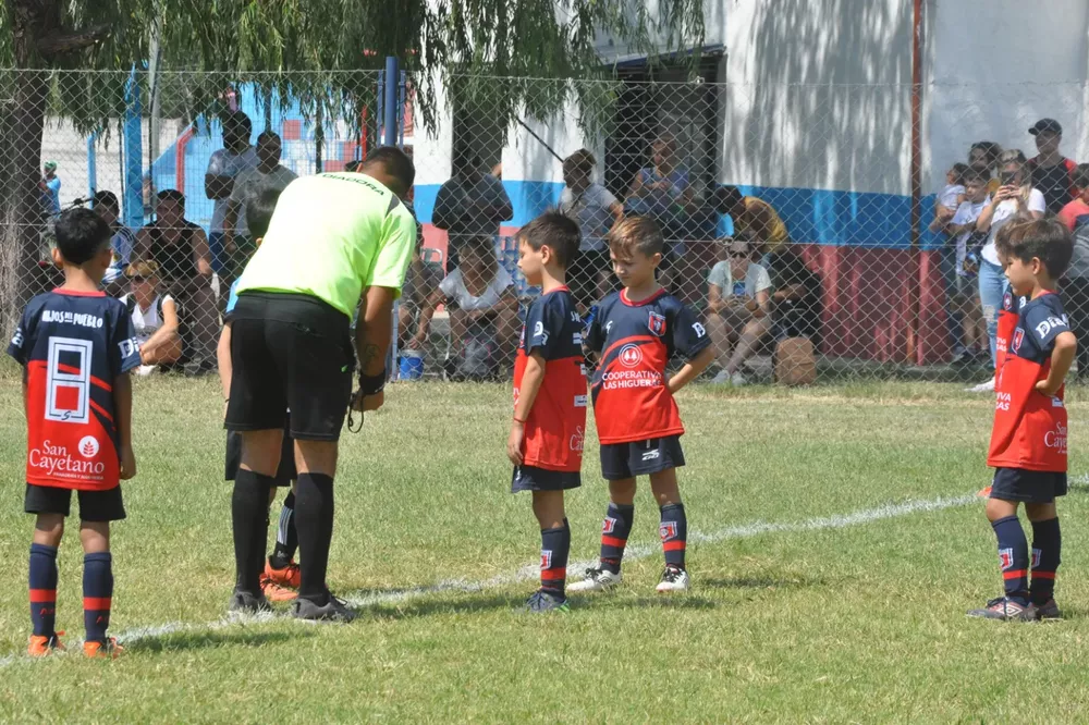 Centro Social Blaugranas vs Alberdi (16)