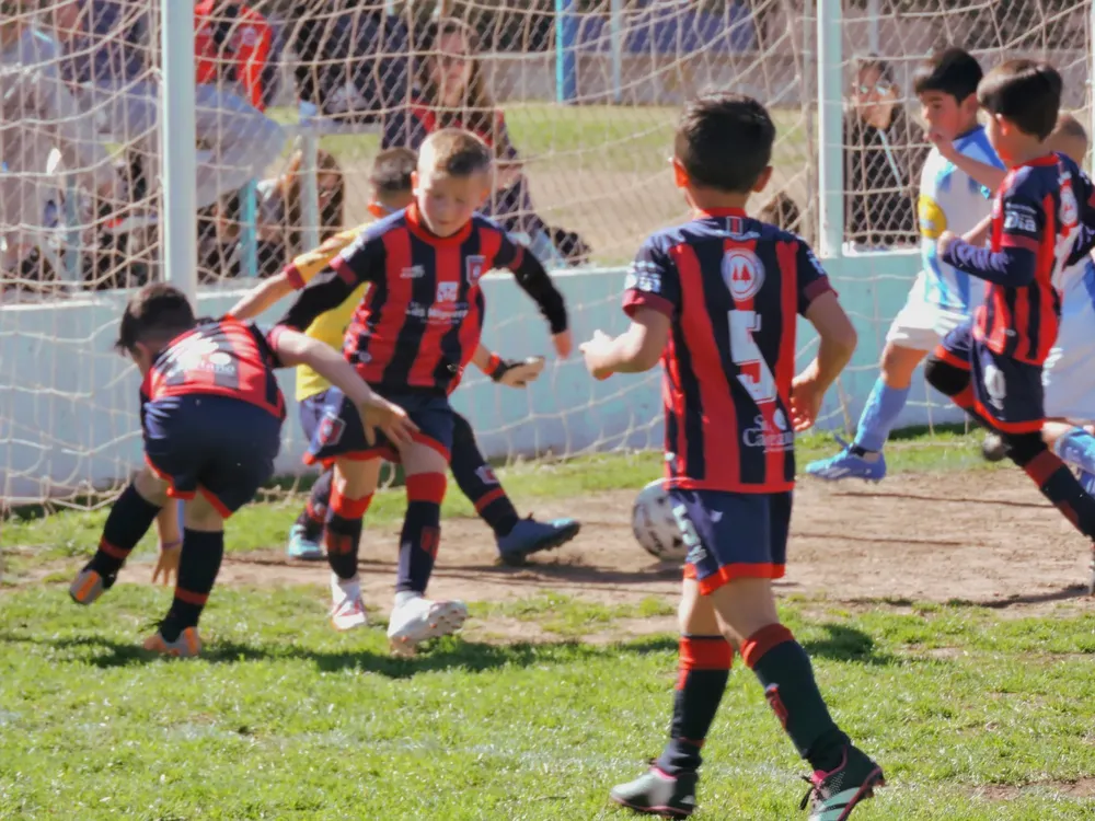 Infanto Juveniels Centro Social Roncedo Defensores Accion Juvenil (173)