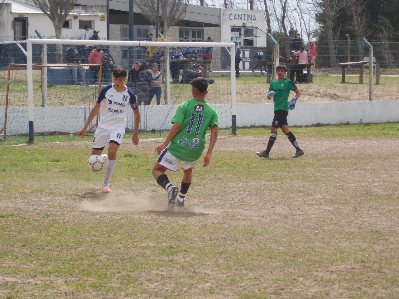 Atenas B vs Centro Social (30)