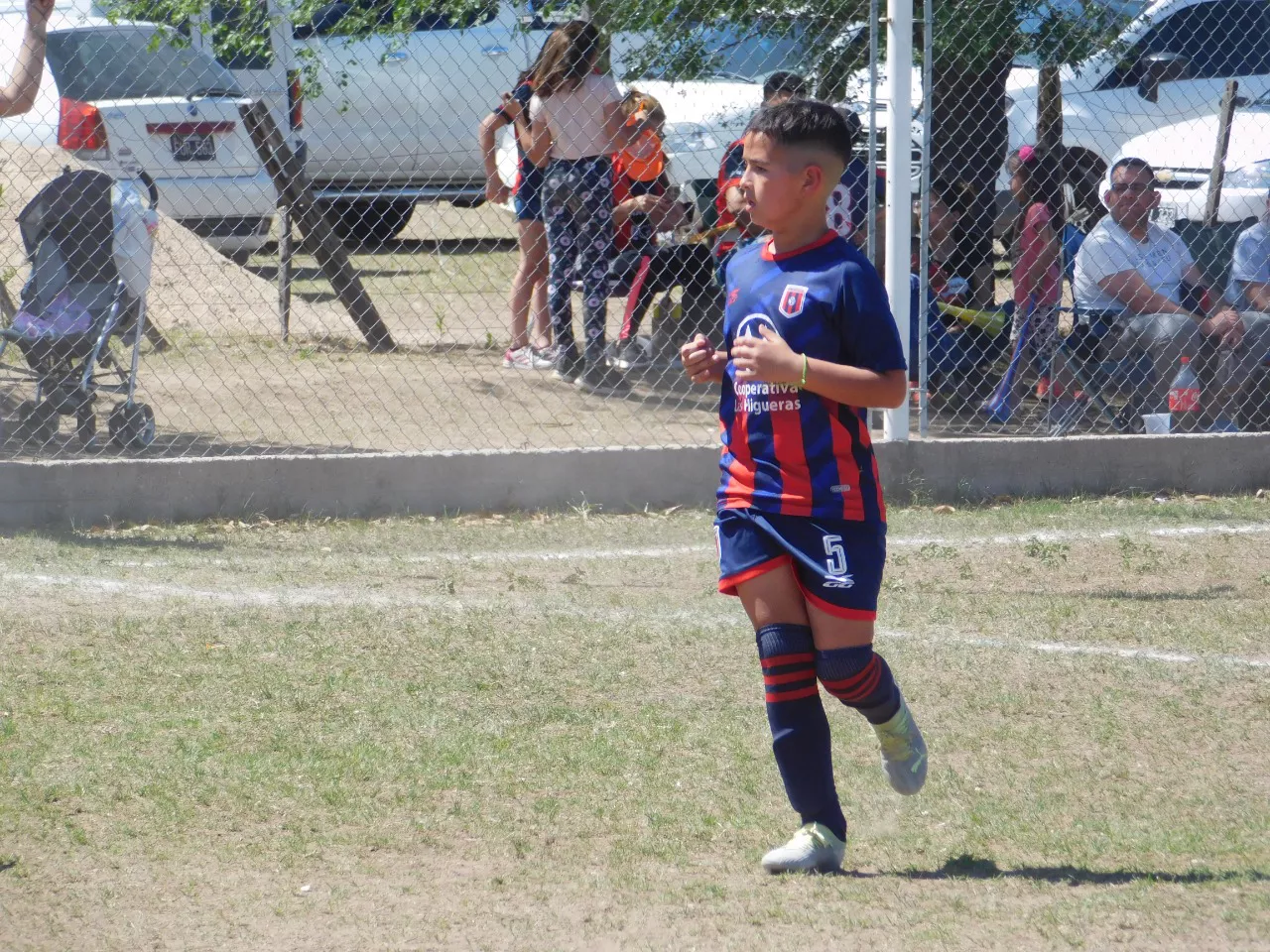 Centro Social vs Alberdi B vs San Cayetano (38)