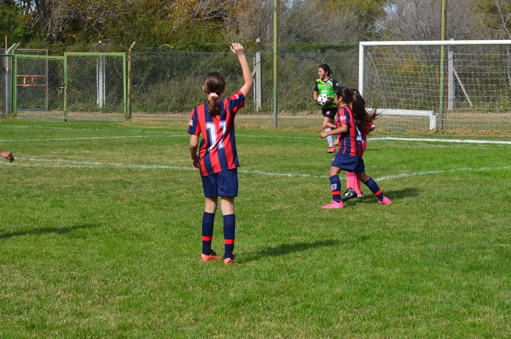 Infantiles Juveniles Centro Social San Lorenzo Bulnes Ateneo Vecinos Argentinso Jrs (4)