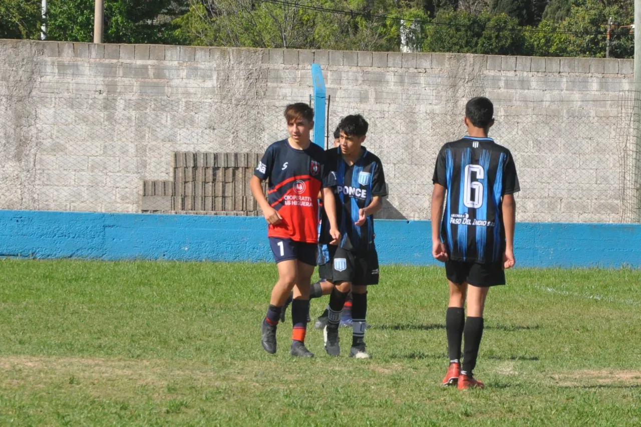 Centro Social vs Alberdi B vs San Cayetano (219)