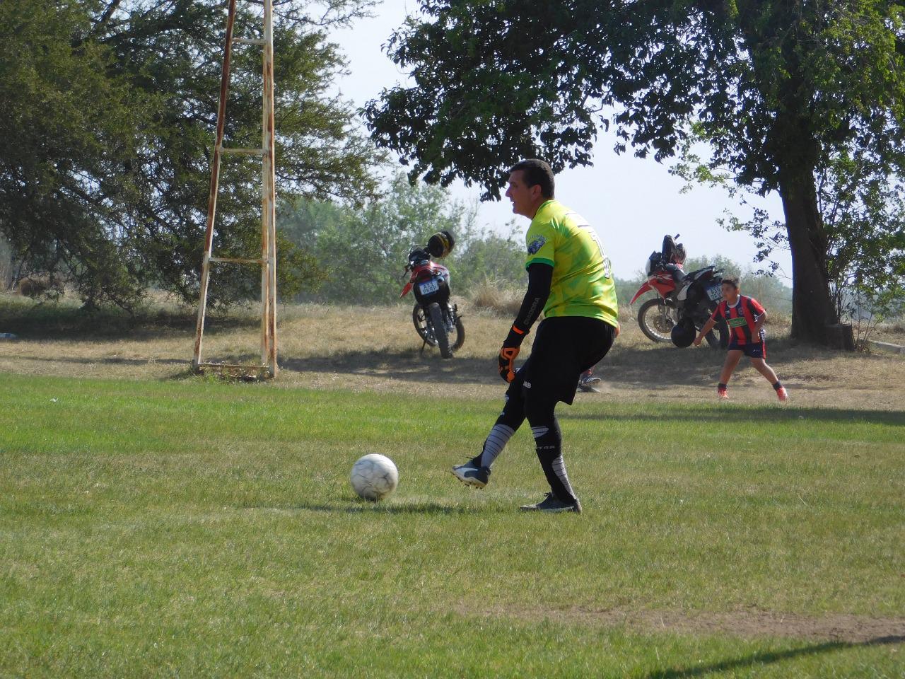 Seniors Las Higueras vs Docentes (13)