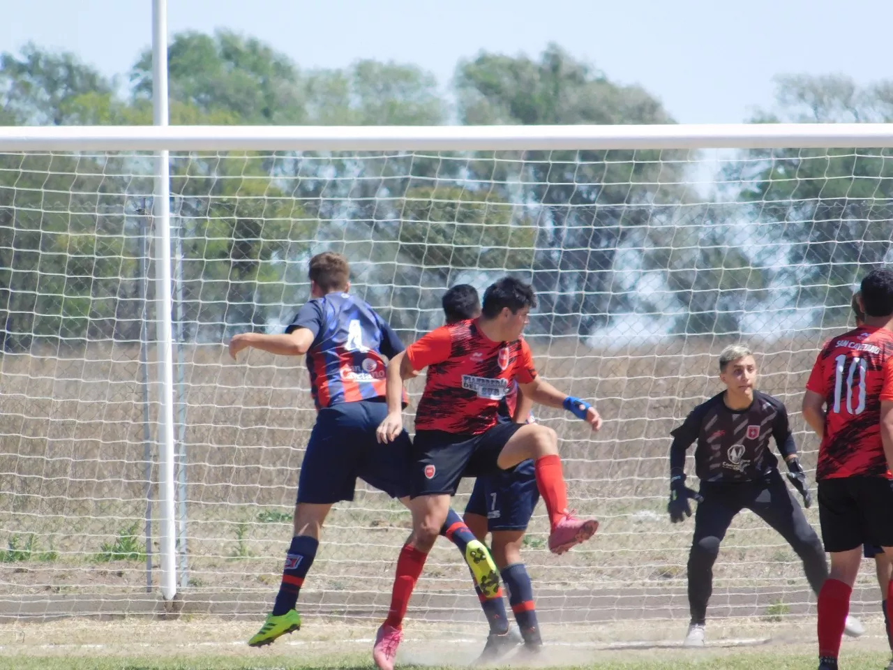 Centro Social vs Alberdi B vs San Cayetano (94)