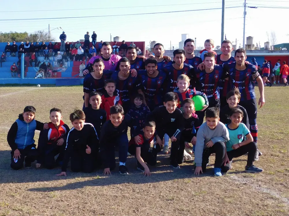 Centro Social Las Higueras UNRC Fecha 10 (35)