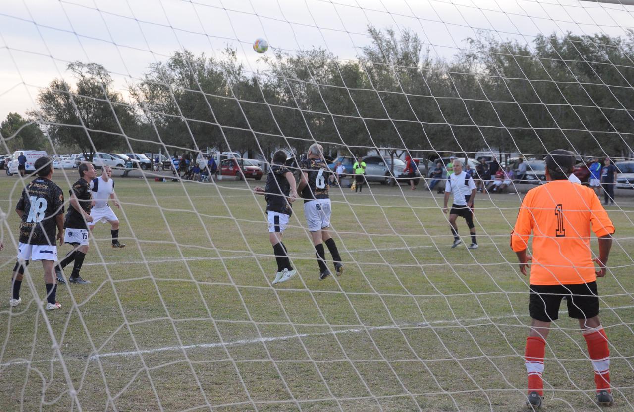 Liga Senior de Las Higueras Fecha 6 (17)
