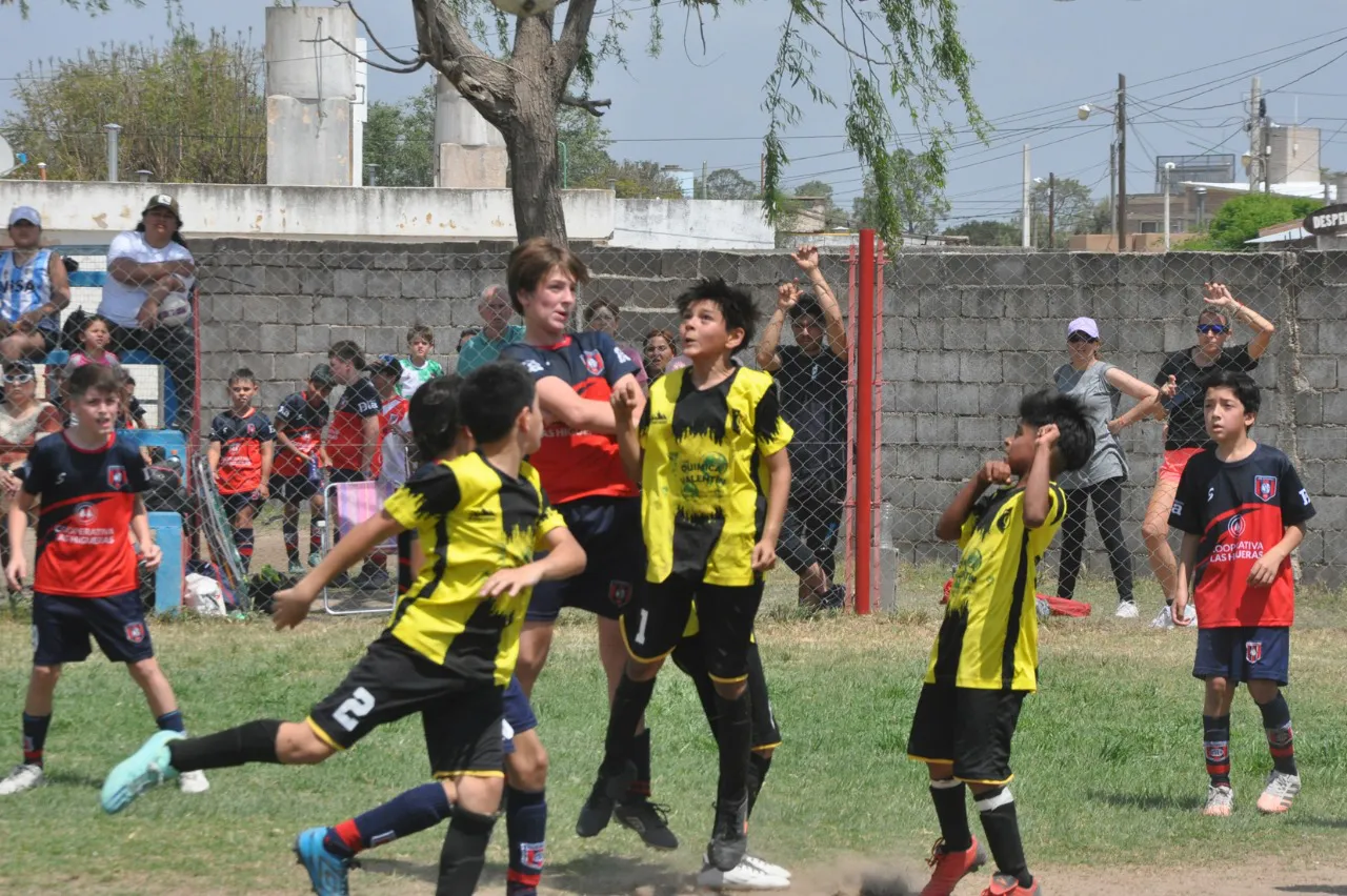 Centro Social Banda Norte B Correos y Telecomunicaciones (117)