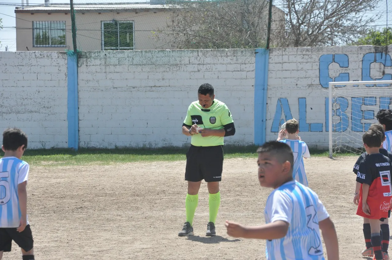 Centro Social Alberdi  Atenas (34)