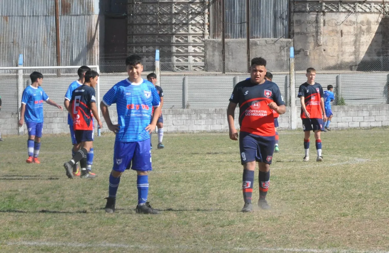 Centro Social vs Defensores de Alberdi vs Juventud Unida Río Cuarto (184)