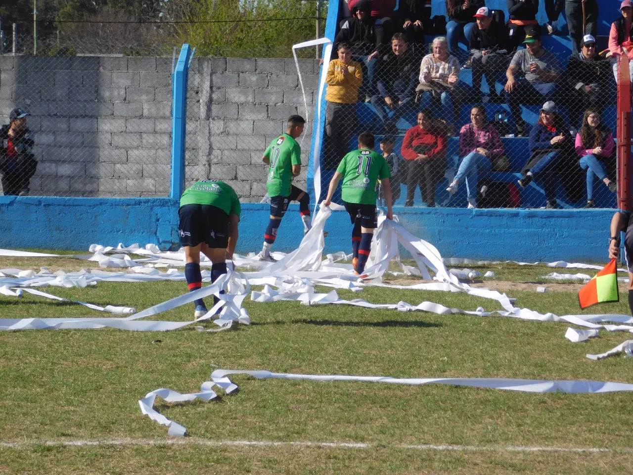 Fecha 10 Centro Social vs Independiente Dolores  (20)
