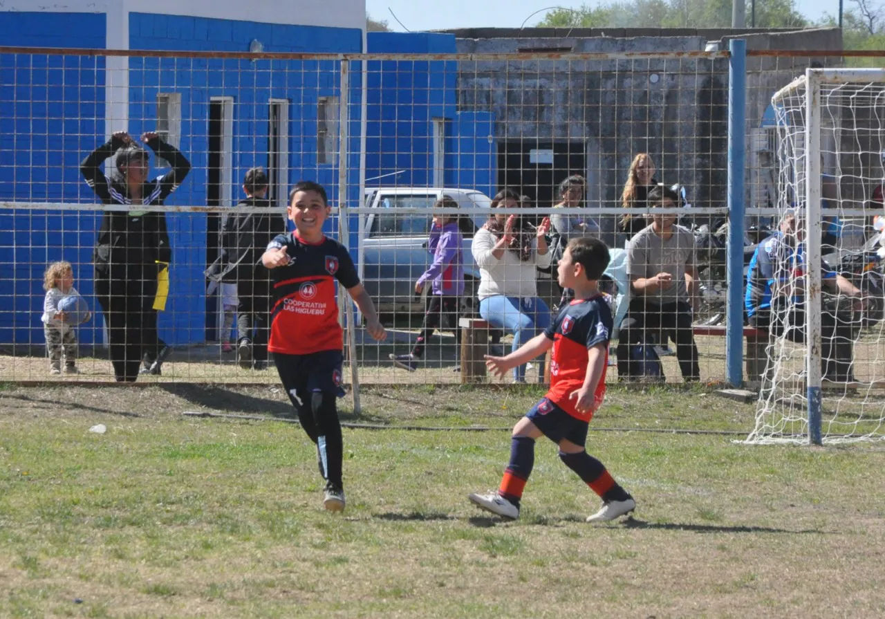 Centro Social vs Defensores de Alberdi vs Juventud Unida Río Cuarto (158)