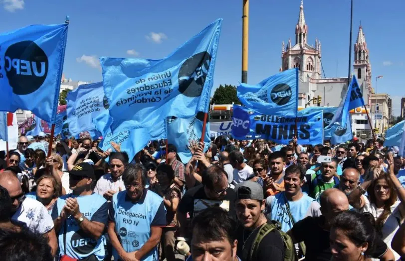 El Ministerio De Trabajo Dictó Conciliación Obligatoria En El Conflicto Docente 2003