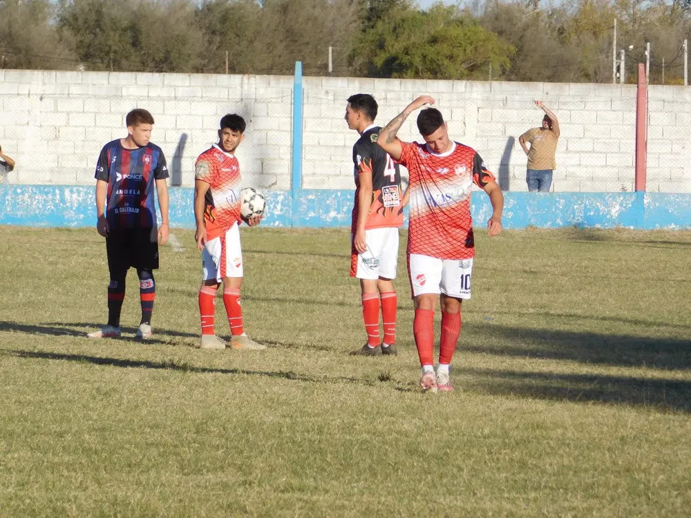 Fecha 9 Centro Social vs Confraternidad (12)