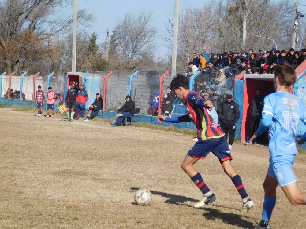 Centro Social vs Deportivo Municipal Adelia María  (41)