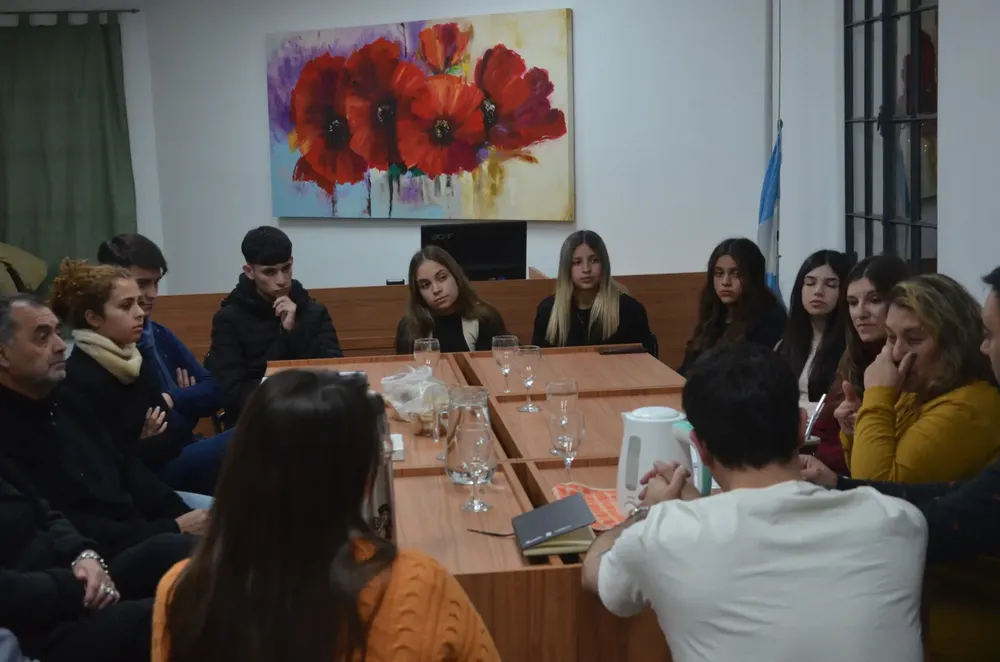 PARLAMENTARIA ESTUDIANTIL (2)