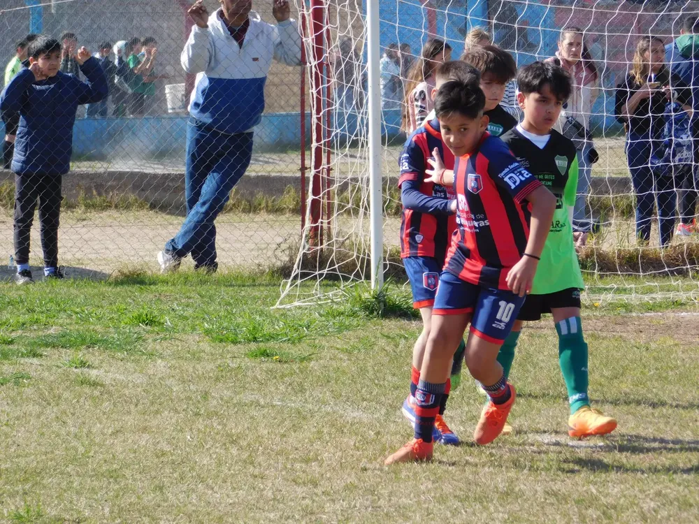 Centro Social Banda Norte Correos Renato Cesarini (163)