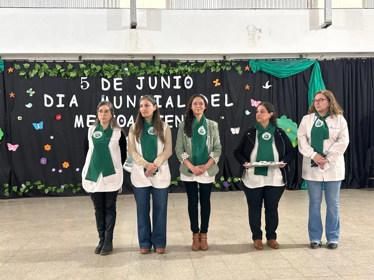 GUARDIANES DEL MEDIO AMBIENTE  ACTO  (14)
