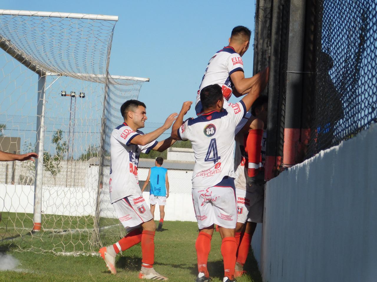 Renato Cesarini vs Centro Social (36)