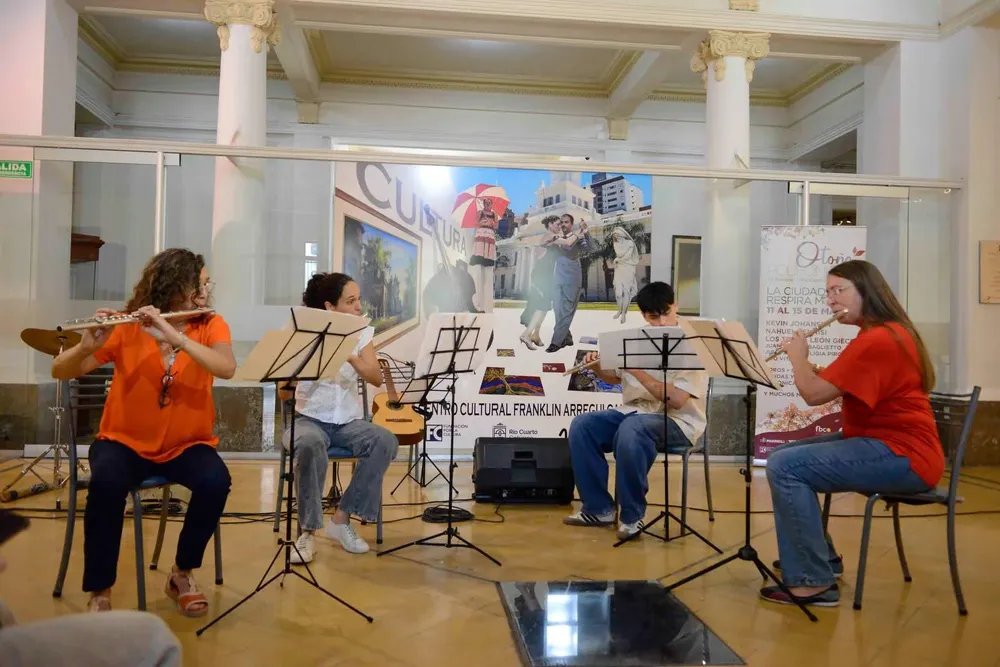 OTOÑO POLIFONICO (1)