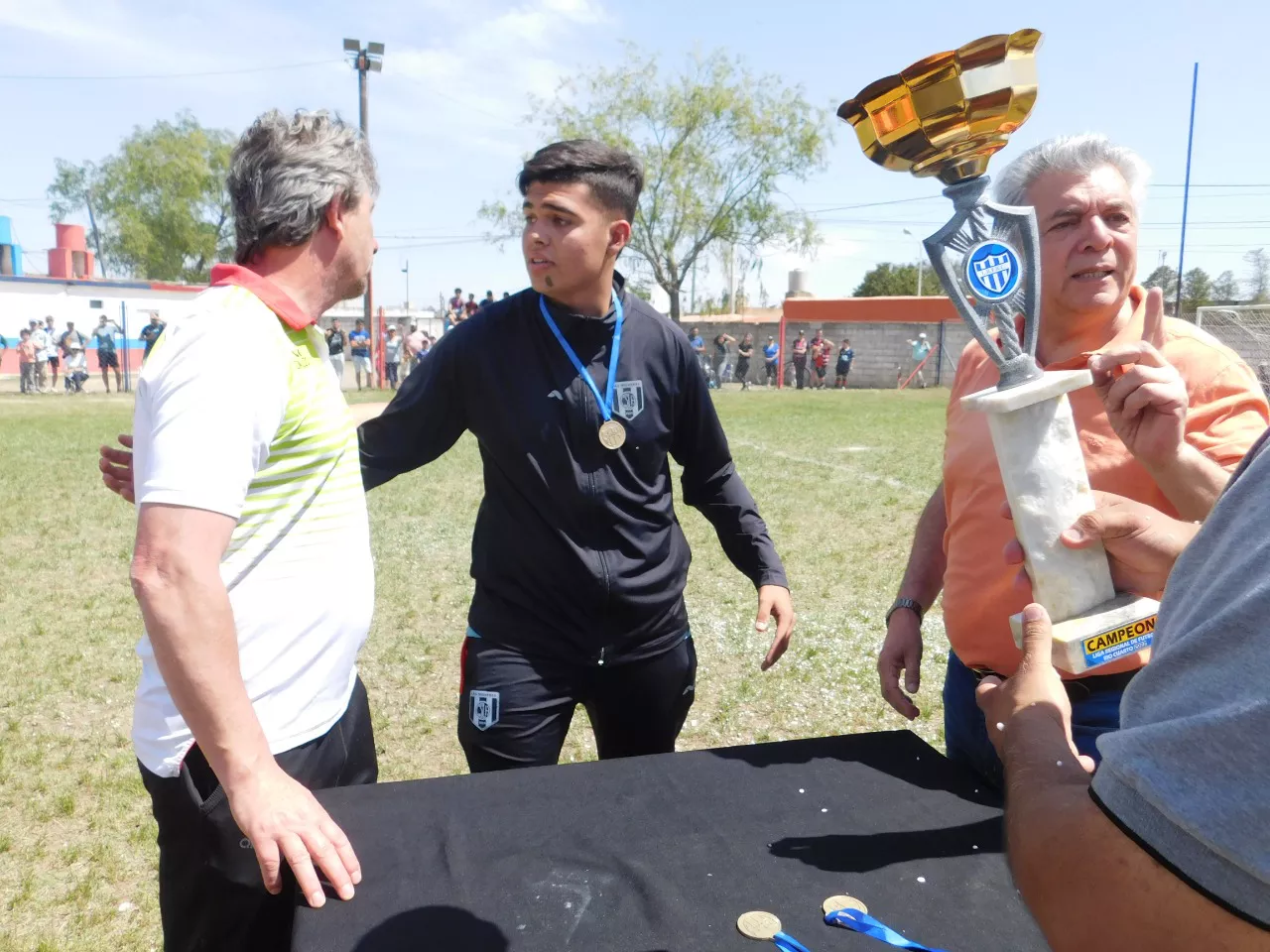 Centro Social vs Juventud Unida vs Defensores de Alberdi (120)