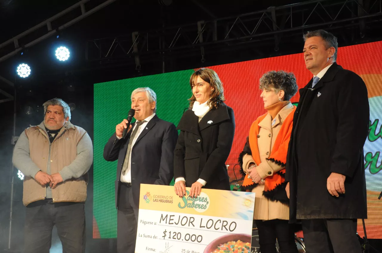 PREMIOS (4)