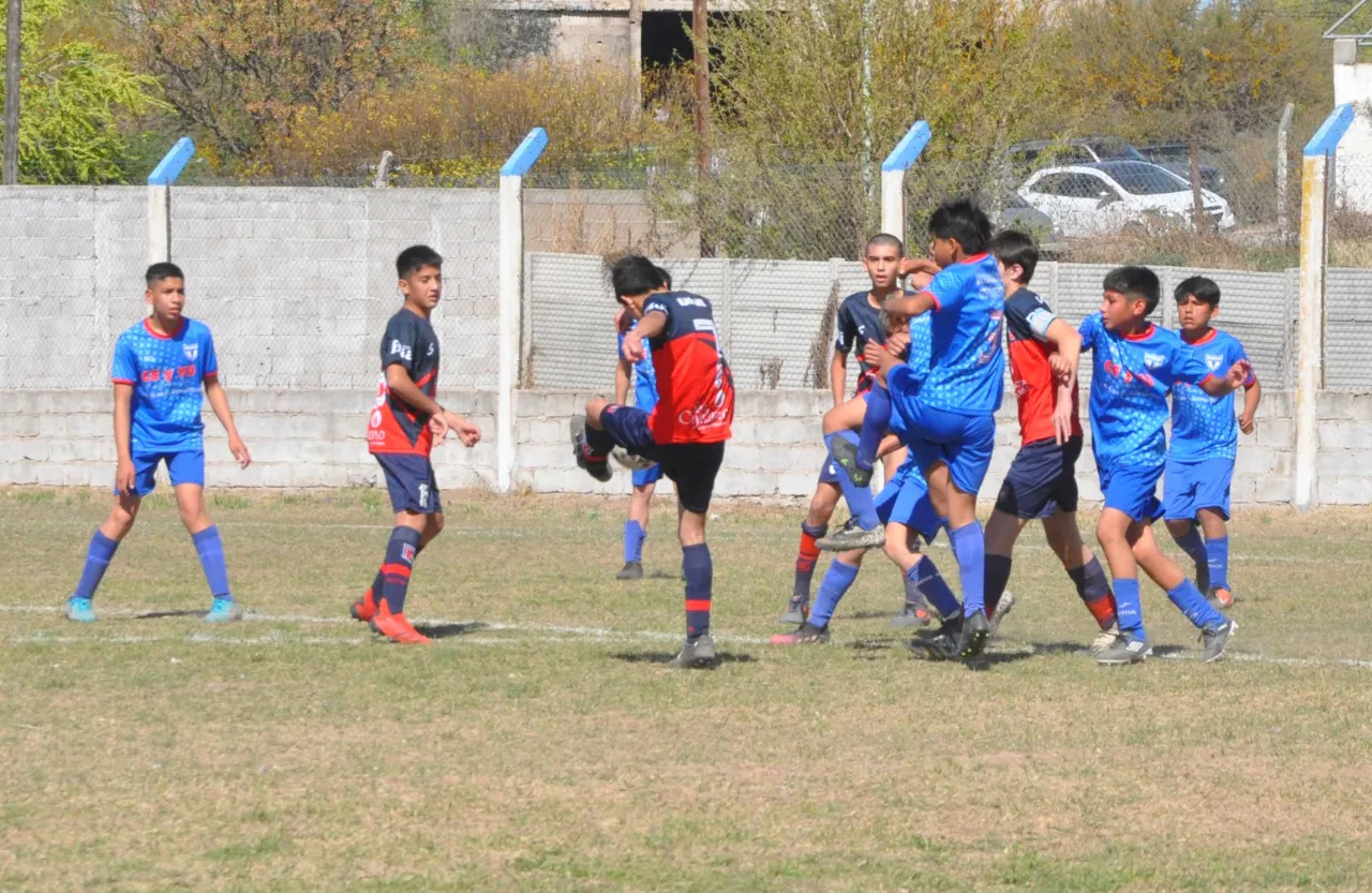 Centro Social vs Defensores de Alberdi vs Juventud Unida Río Cuarto (170)