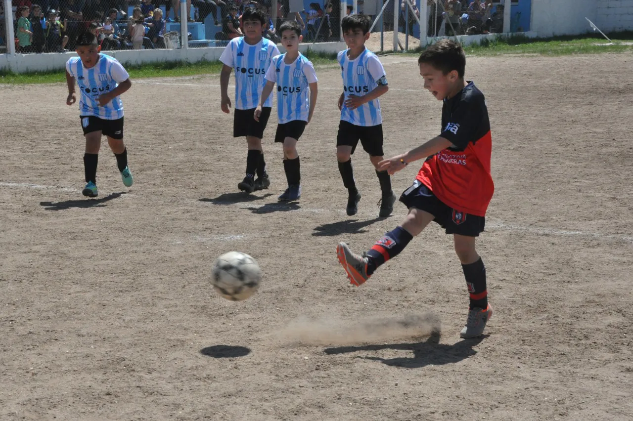 Centro Social Alberdi  Atenas (76)