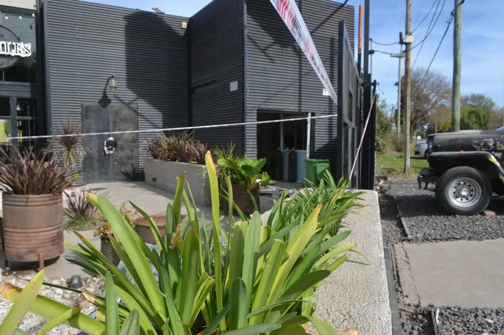 WhatsApp Image 2023-05-12 at 13.04.03 (2)