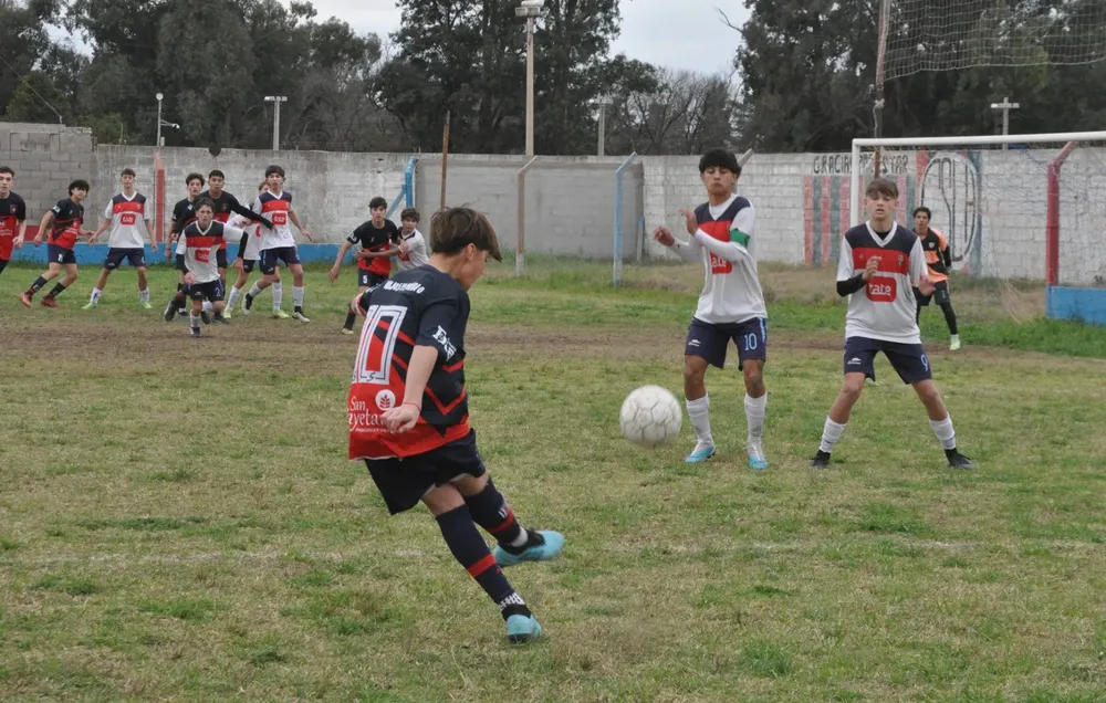 Centro Social Infanto Juvenil vs Social Recreativo Fusion (138)