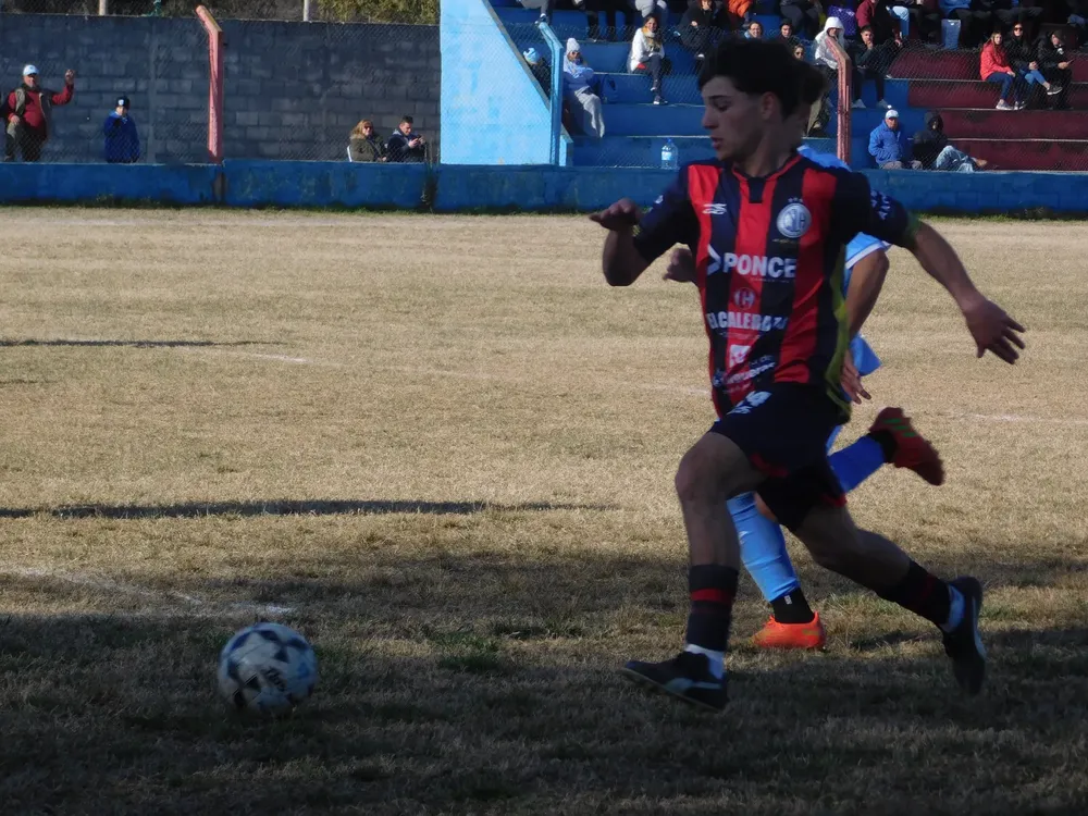 Centro Social vs Deportivo Municipal Adelia María  (60)