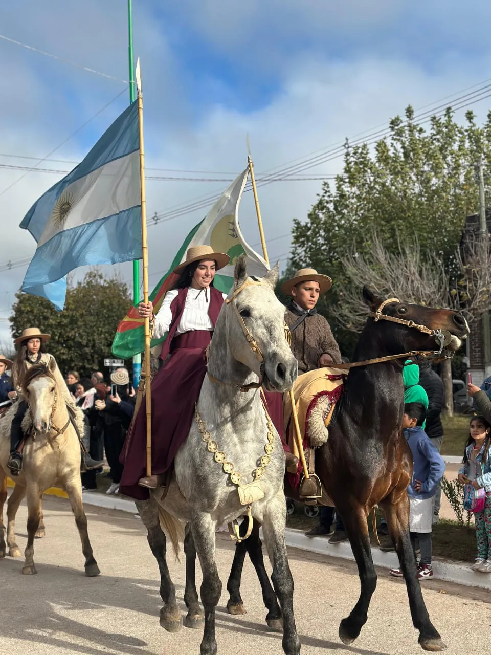 25 DE MAYO (26)