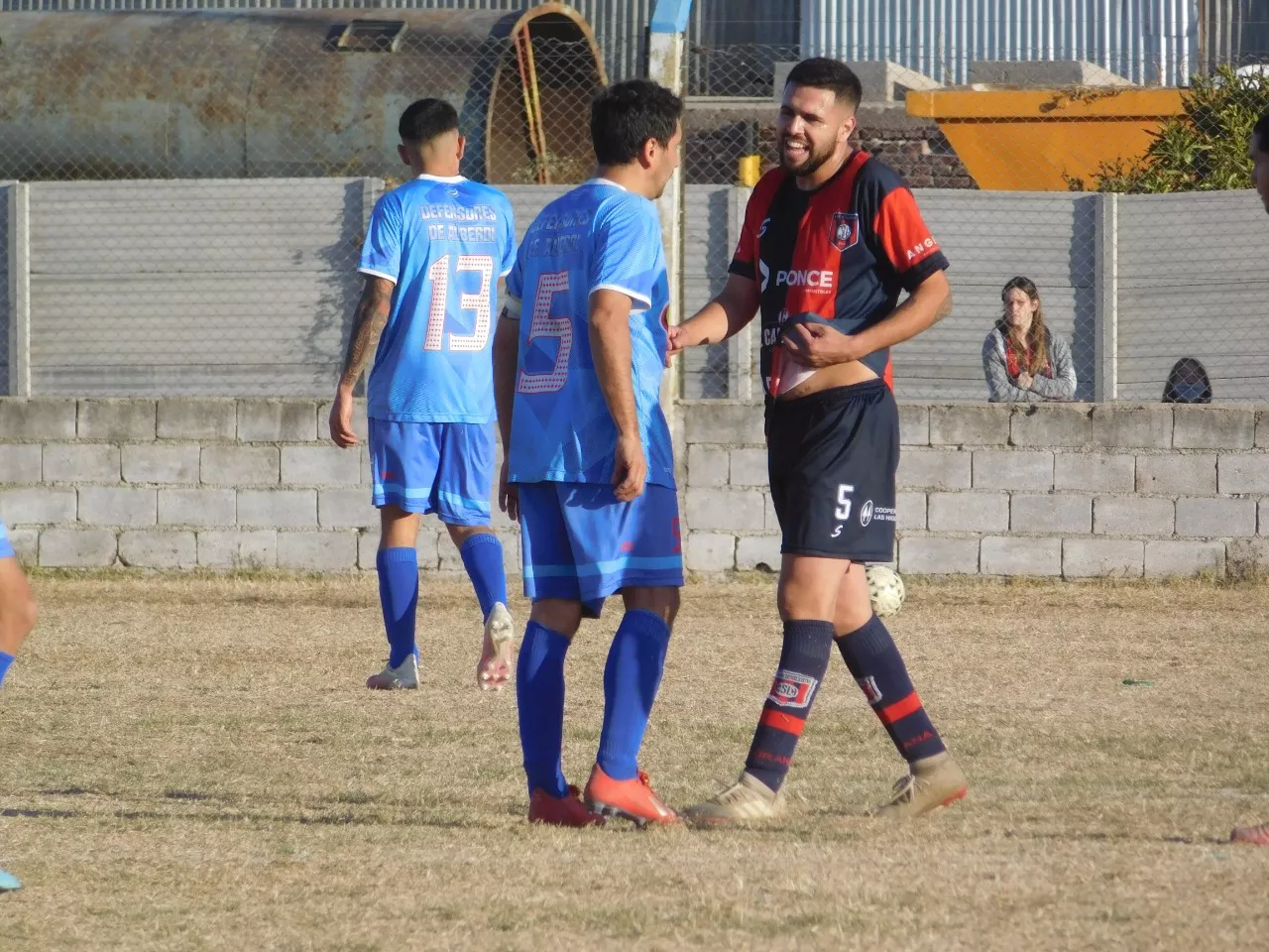 Centro Social vs Defensores de Alberdi (22)