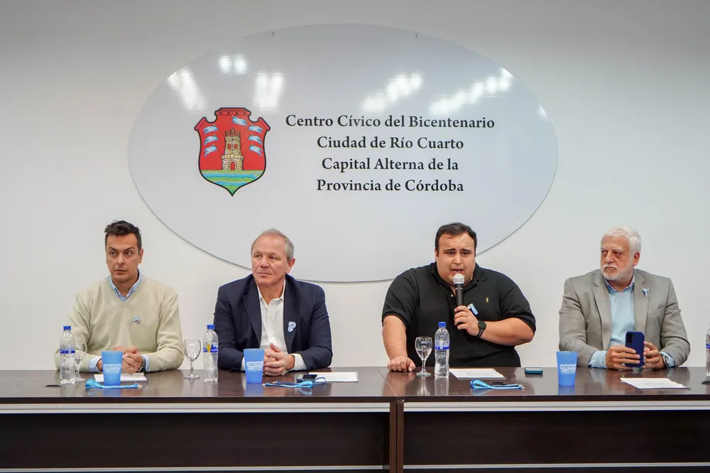 SABORES Y SABERES CONFERENCIA (3)
