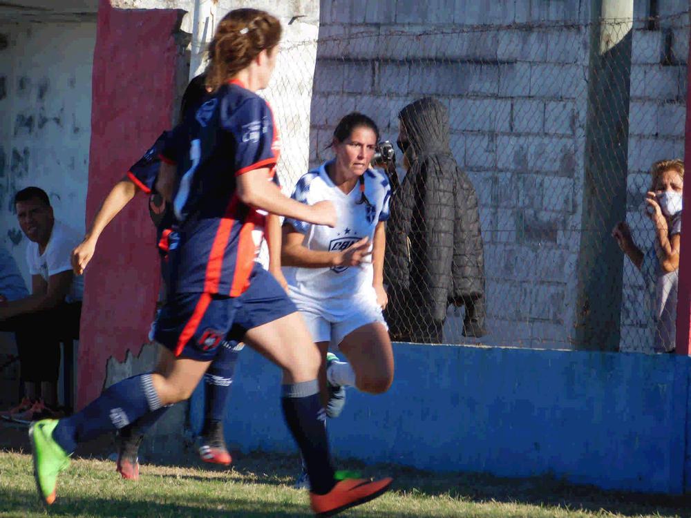 Centro Social F vs Atenas_39