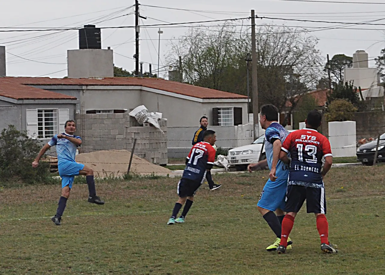 ef2aff82f482515536b27daf2576a846a805a922