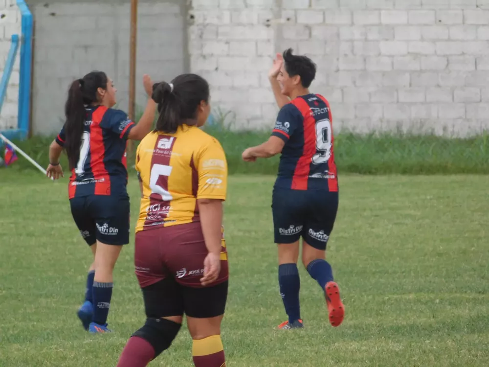 Femenino Centro Social Municipal de Reducción (19)