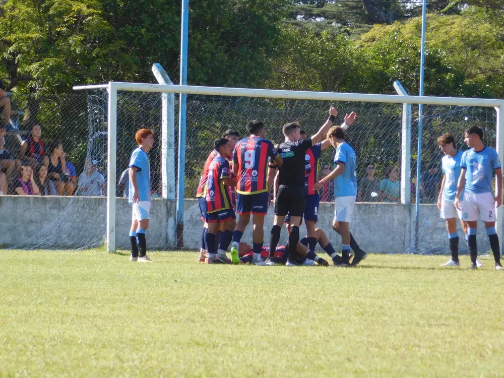 Fecha 3 Centro Social - Estudiantes  (41)