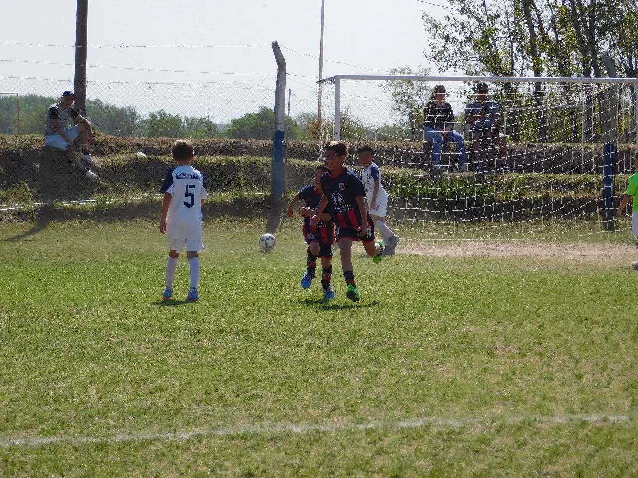 Centro Social Alberdi  Atenas (70)