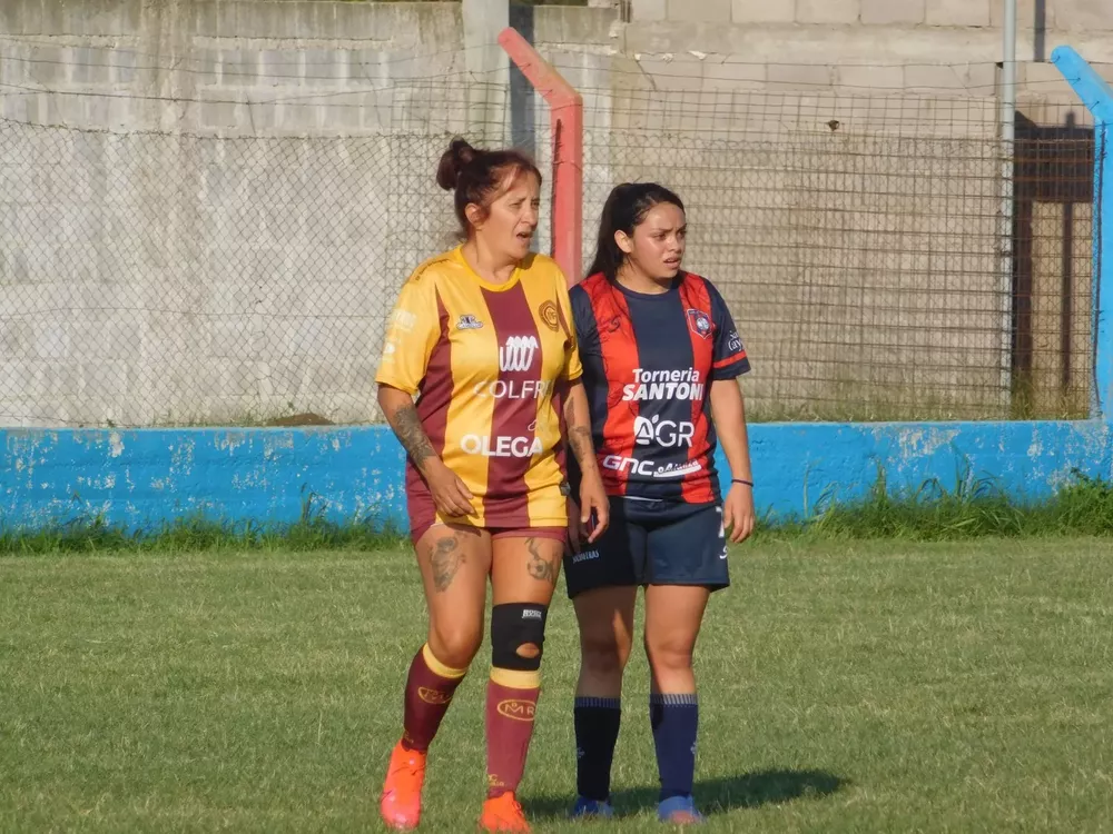 Femenino Centro Social Municipal de Reducción (16)