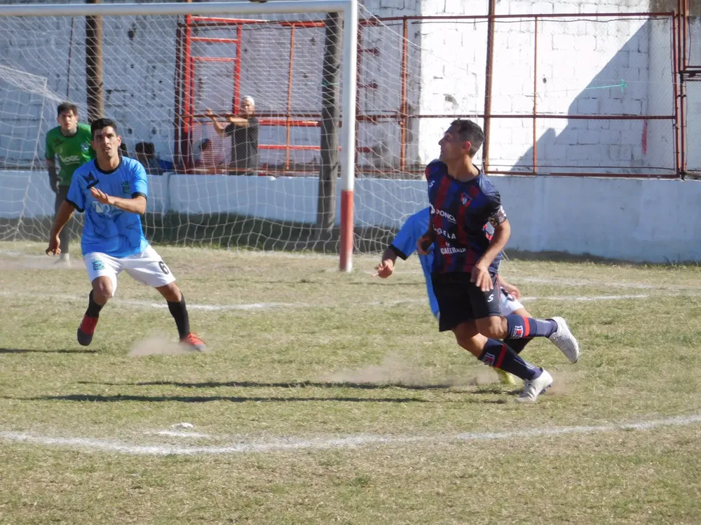Condores FC Centro Social Las Higueras (59)