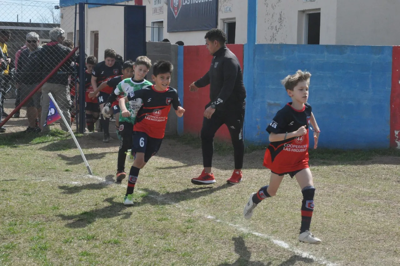 Centro Social Deportivo Municipal Acción Juvenil Socialeritas (98)