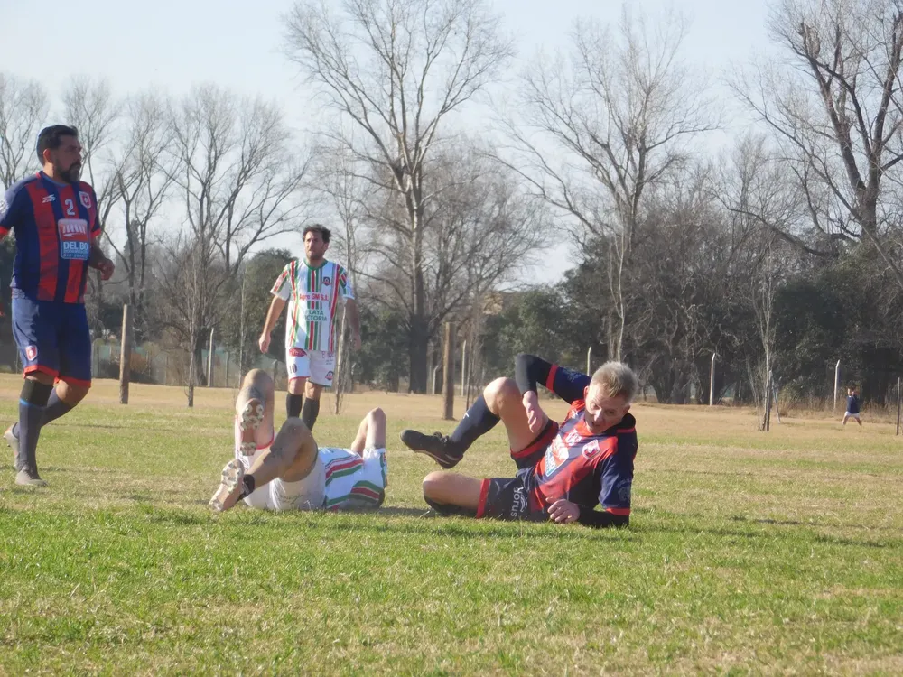 Los Profesionales +43 (11)