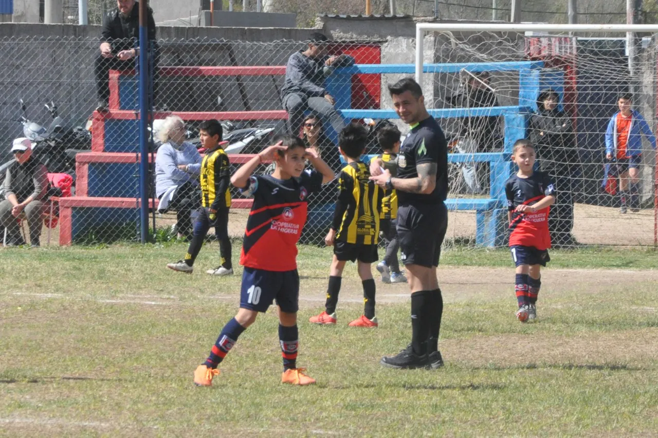 Centro Social Deportivo Municipal Acción Juvenil Socialeritas (3)