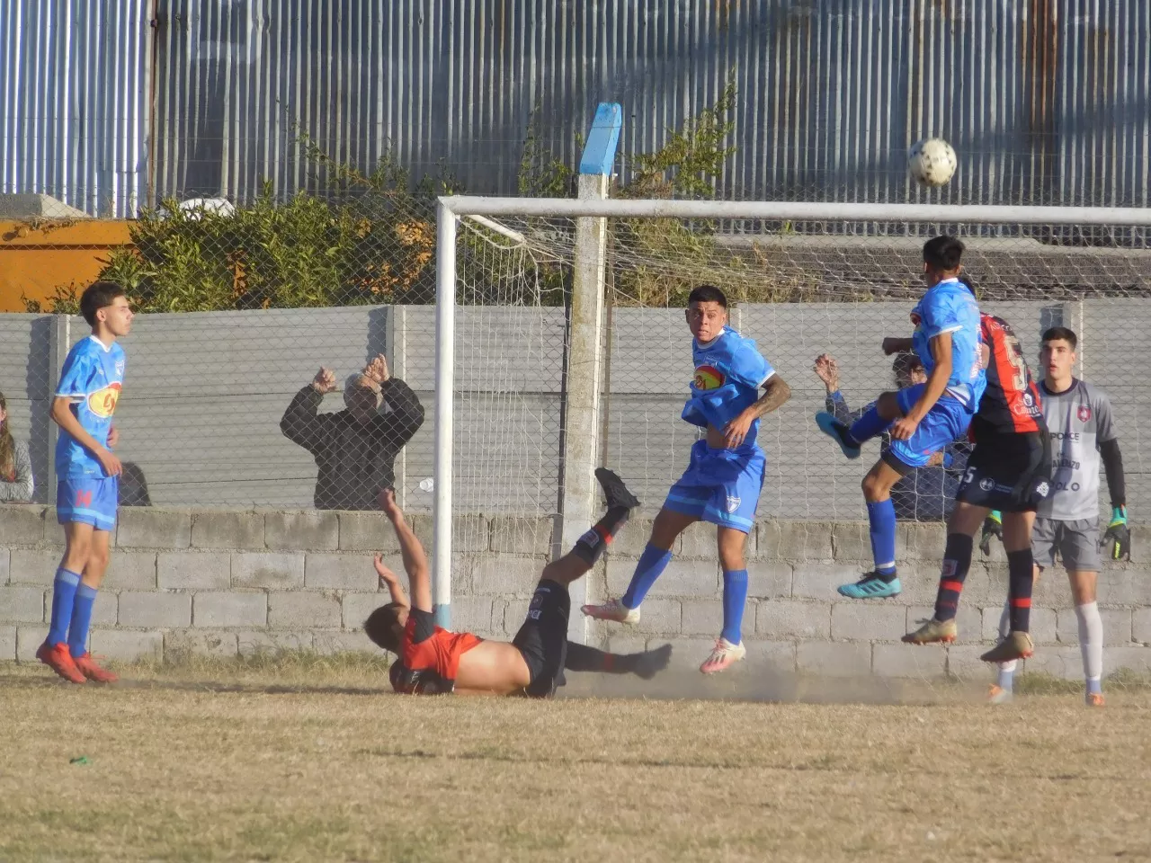 Centro Social vs Defensores de Alberdi (21)