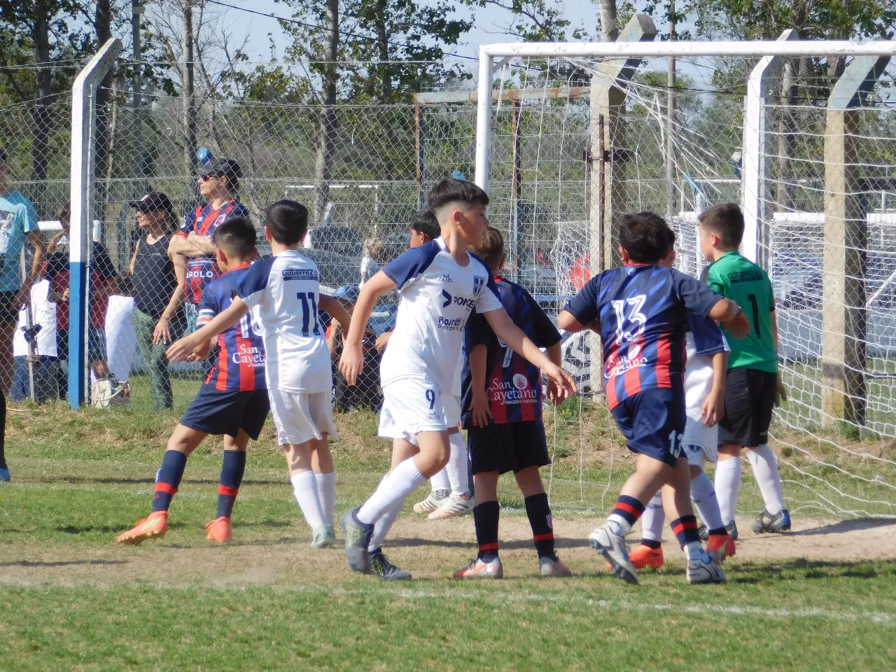 Centro Social Alberdi  Atenas (23)