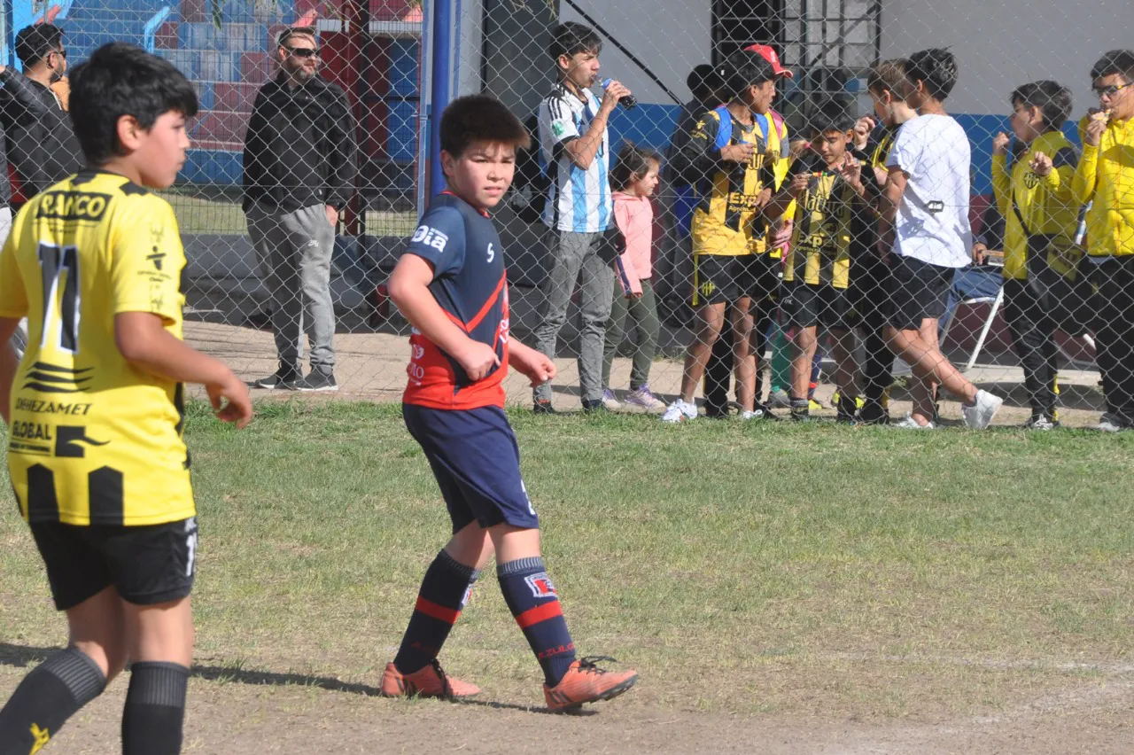 Centro Social Deportivo Municipal Acción Juvenil Socialeritas (6)