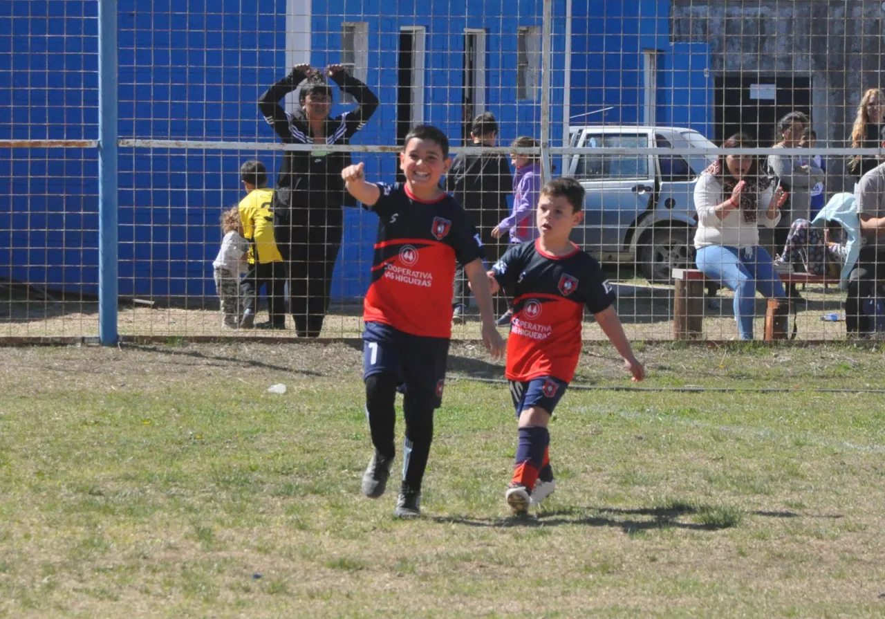 Centro Social vs Defensores de Alberdi vs Juventud Unida Río Cuarto (159)