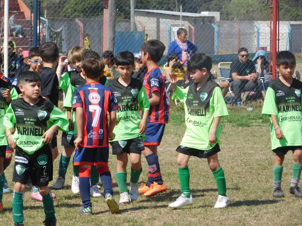Centro Social Banda Norte Correos Renato Cesarini (86)