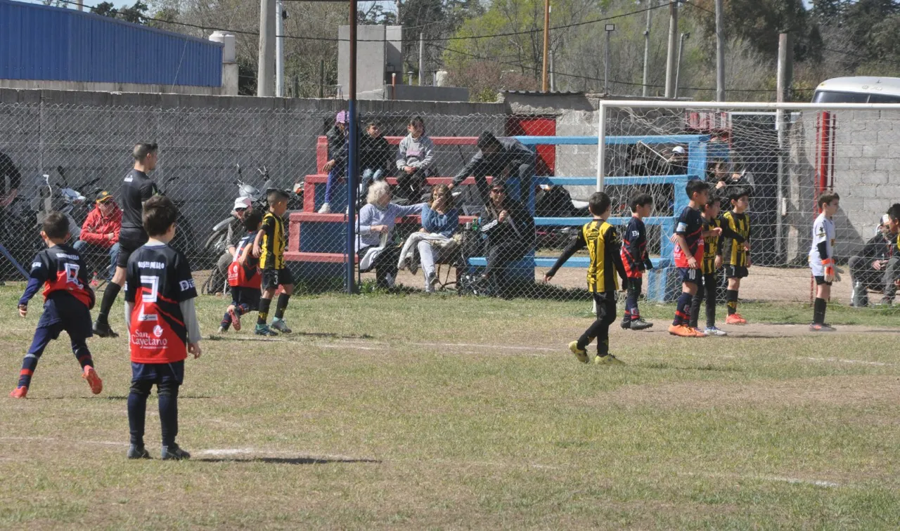 Centro Social Deportivo Municipal Acción Juvenil Socialeritas (49)