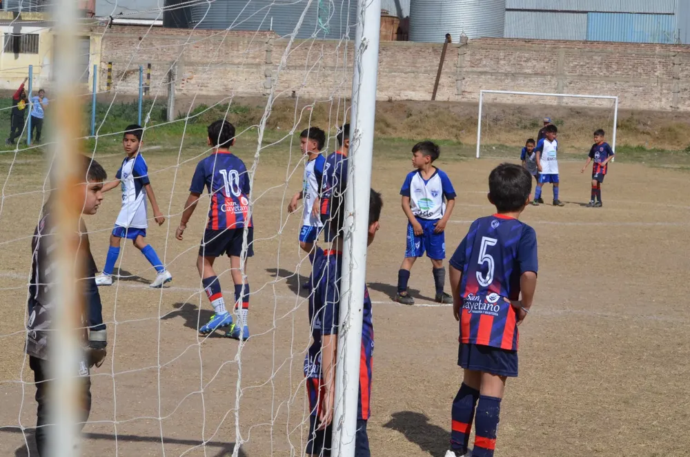 Infanto Juveniels Centro Social Roncedo Defensores Accion Juvenil (87)